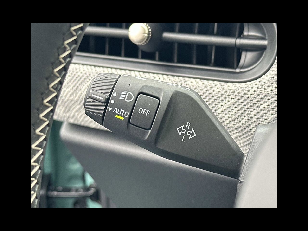 2026 MINI Cooper S Signature Plus Hardtop 2 Door