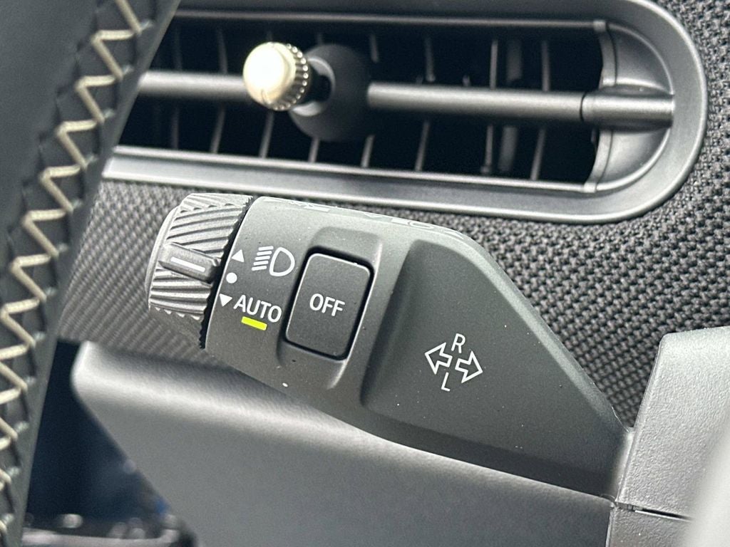 2026 MINI 2 DOOR ICONIC