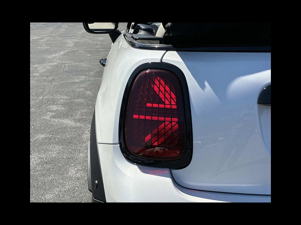 2026 MINI CONVERTIBLE ICONIC