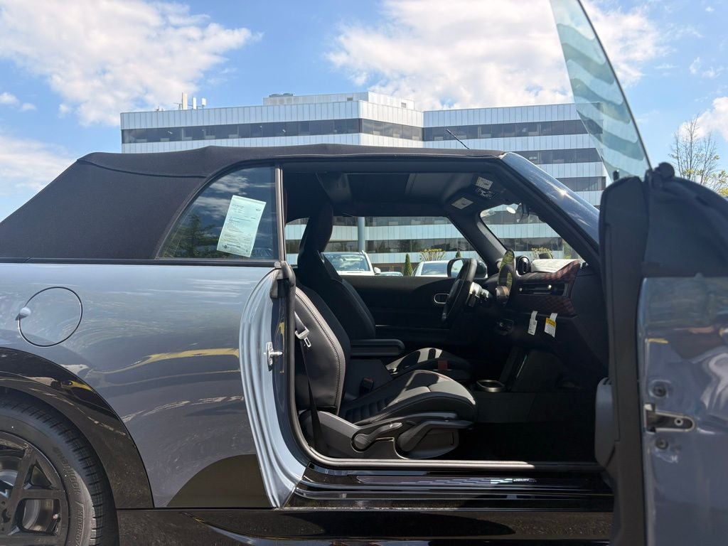 2026 MINI Convertible Cooper S Iconic