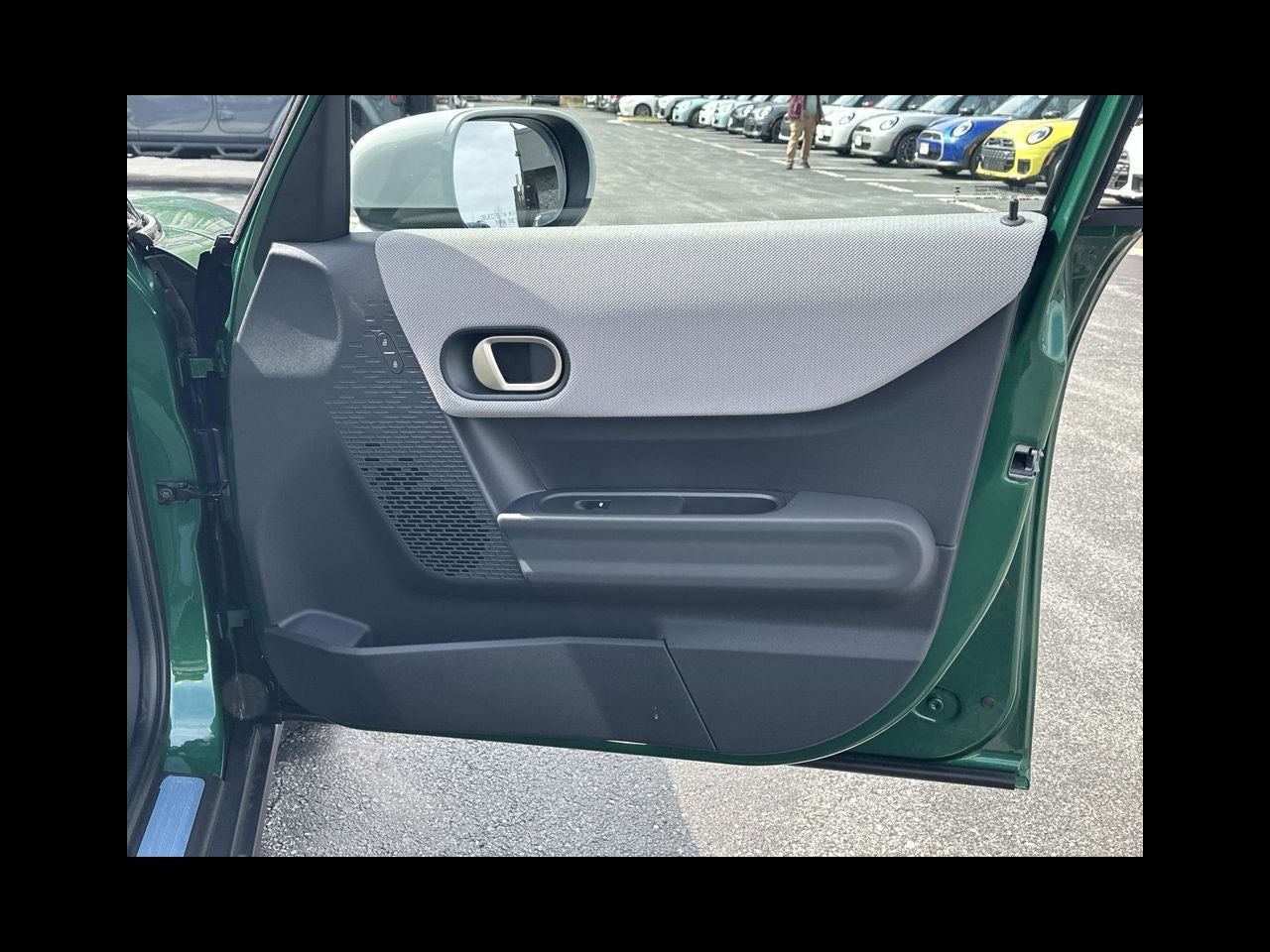 2026 MINI 4 DOOR SIGNATURE PLUS