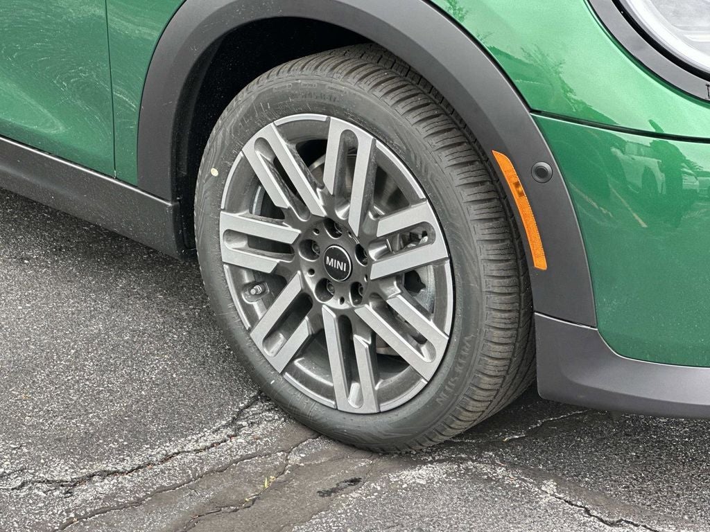 2026 MINI Cooper Hardtop 4 Door Signature Plus