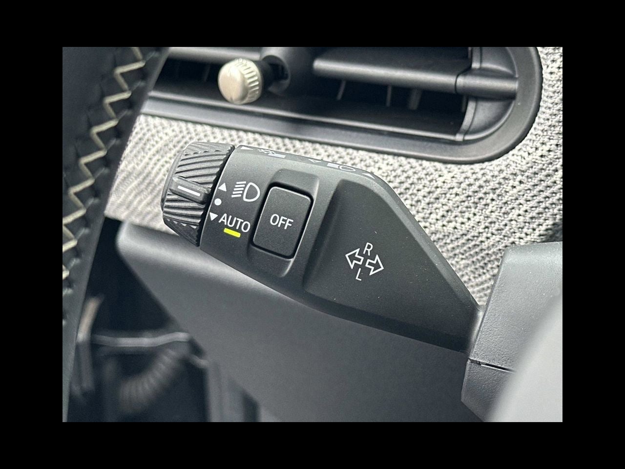 2026 MINI Cooper Signature Plus Hardtop 4 Door