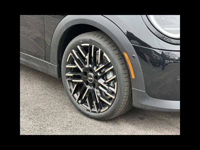 2026 MINI Cooper Signature Plus Hardtop 4 Door