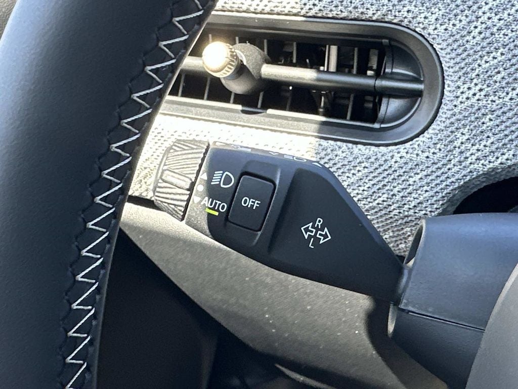 2026 MINI 4 DOOR ICONIC