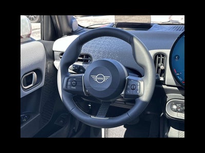 2026 MINI 4 DOOR ICONIC