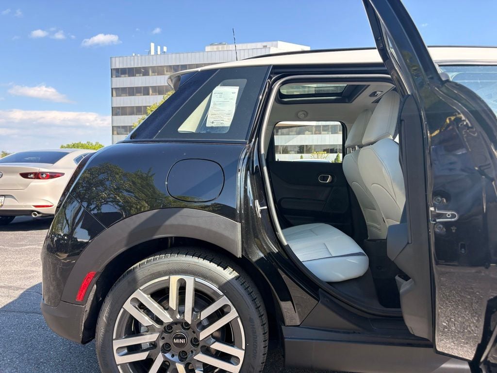 2026 MINI 4 Door Cooper S Signature Plus
