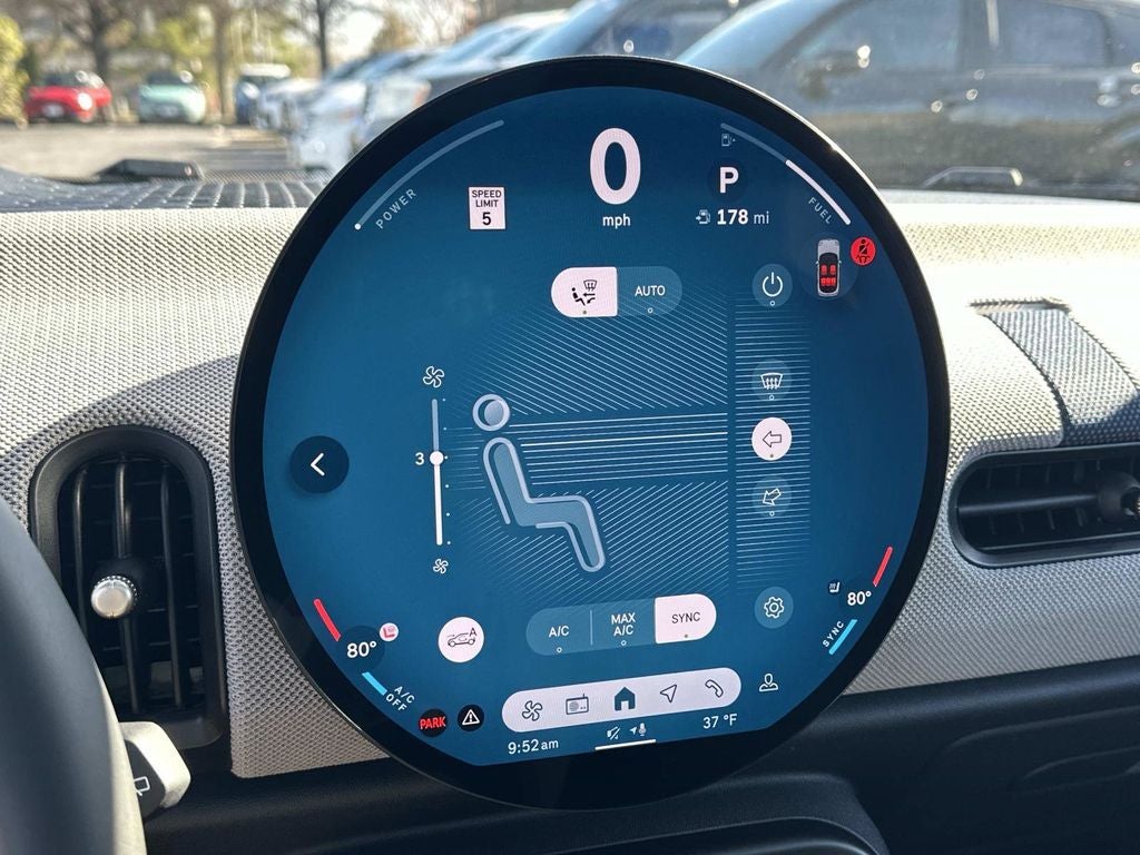 2026 MINI 4 DOOR ICONIC