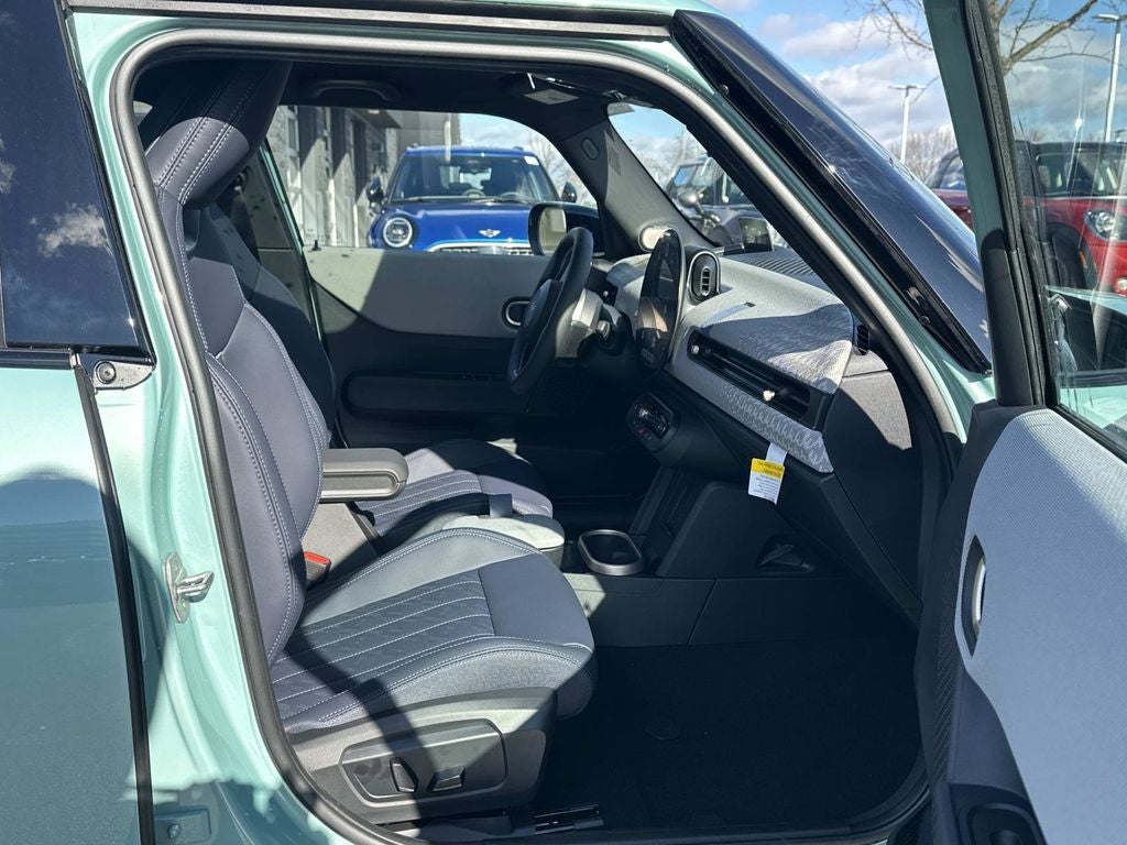 2026 MINI 4 DOOR ICONIC