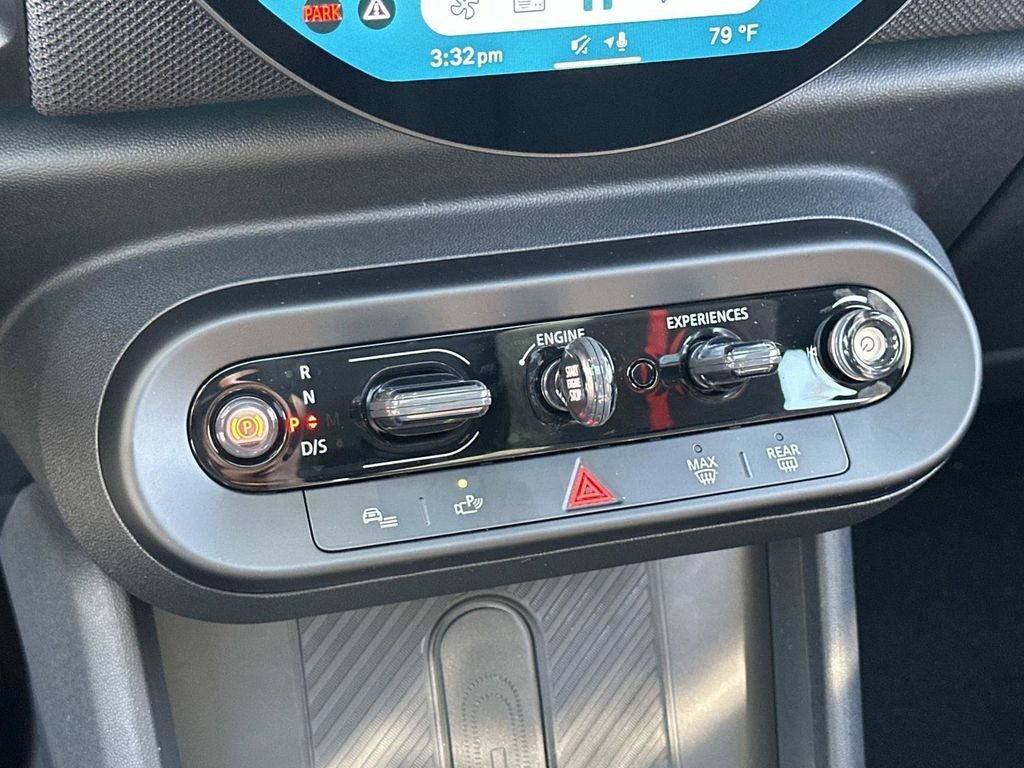 2026 MINI 4 DOOR ICONIC