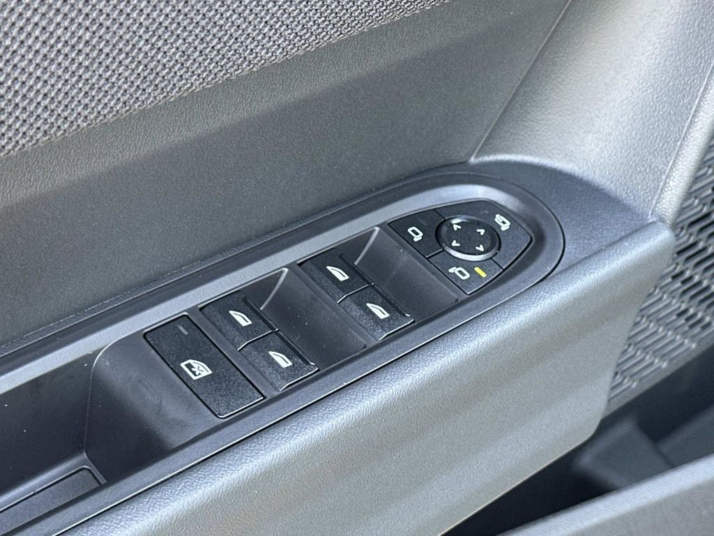 2026 MINI 4 DOOR ICONIC