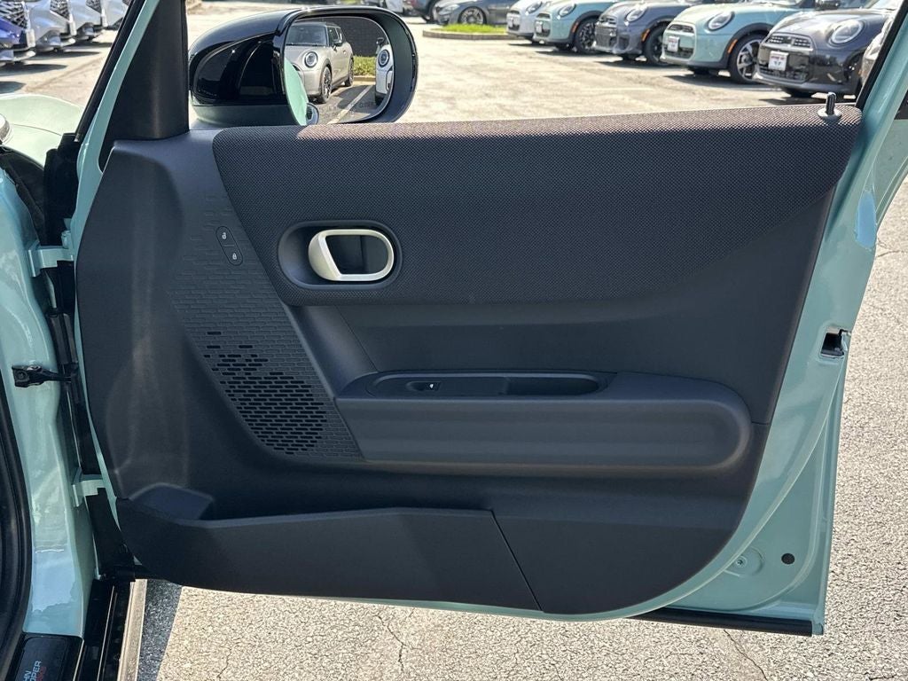 2026 MINI 4 DOOR ICONIC