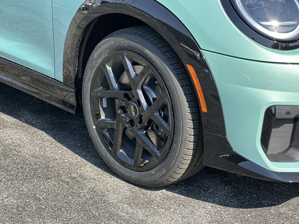 2026 MINI 4 DOOR ICONIC