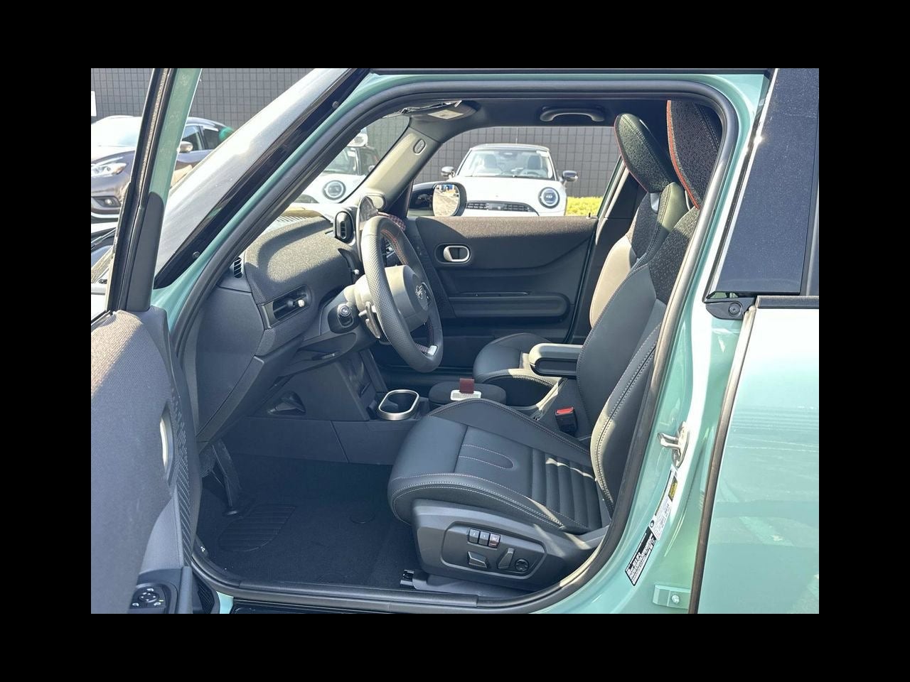 2026 MINI 4 DOOR ICONIC