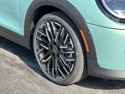 2026 MINI 4 Door Cooper S Signature Plus