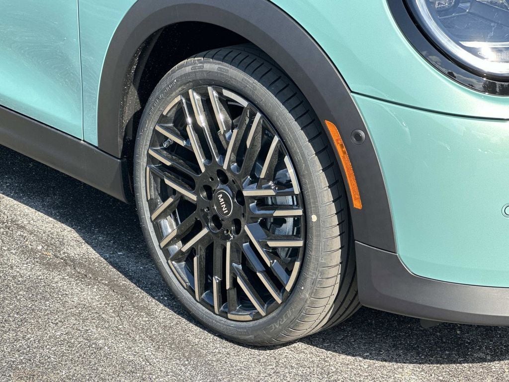 2026 MINI 4 Door Cooper S Signature Plus