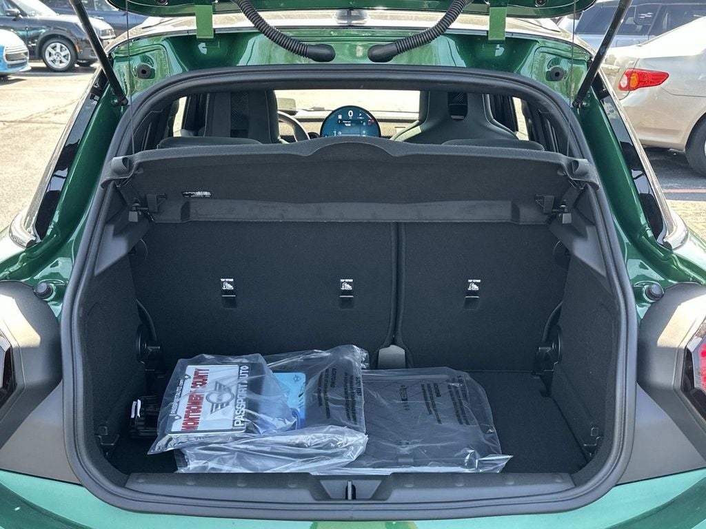 2026 MINI 4 DOOR ICONIC