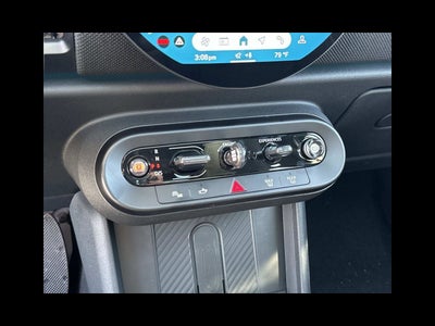 2026 MINI 4 DOOR ICONIC