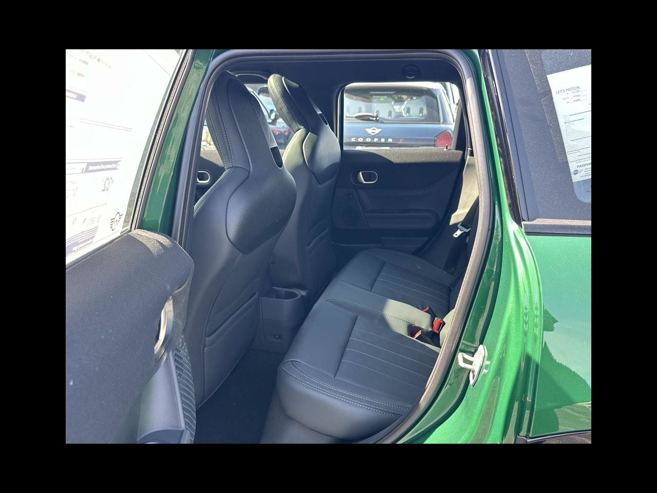 2026 MINI 4 DOOR ICONIC