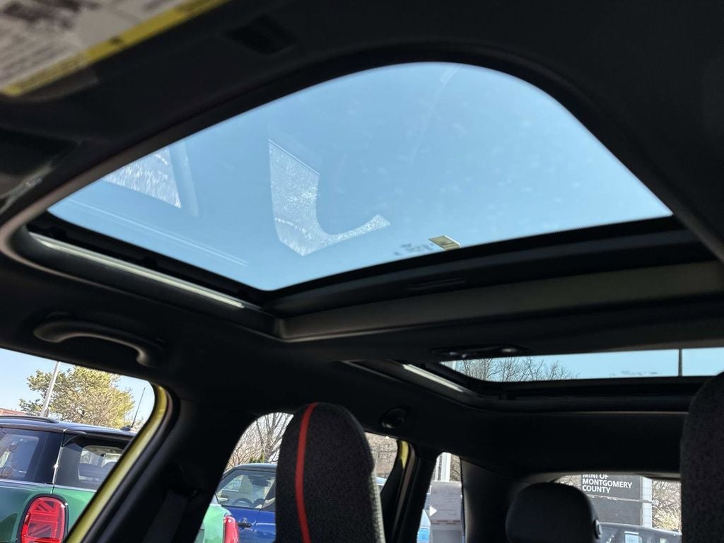 2026 MINI 4 DOOR ICONIC