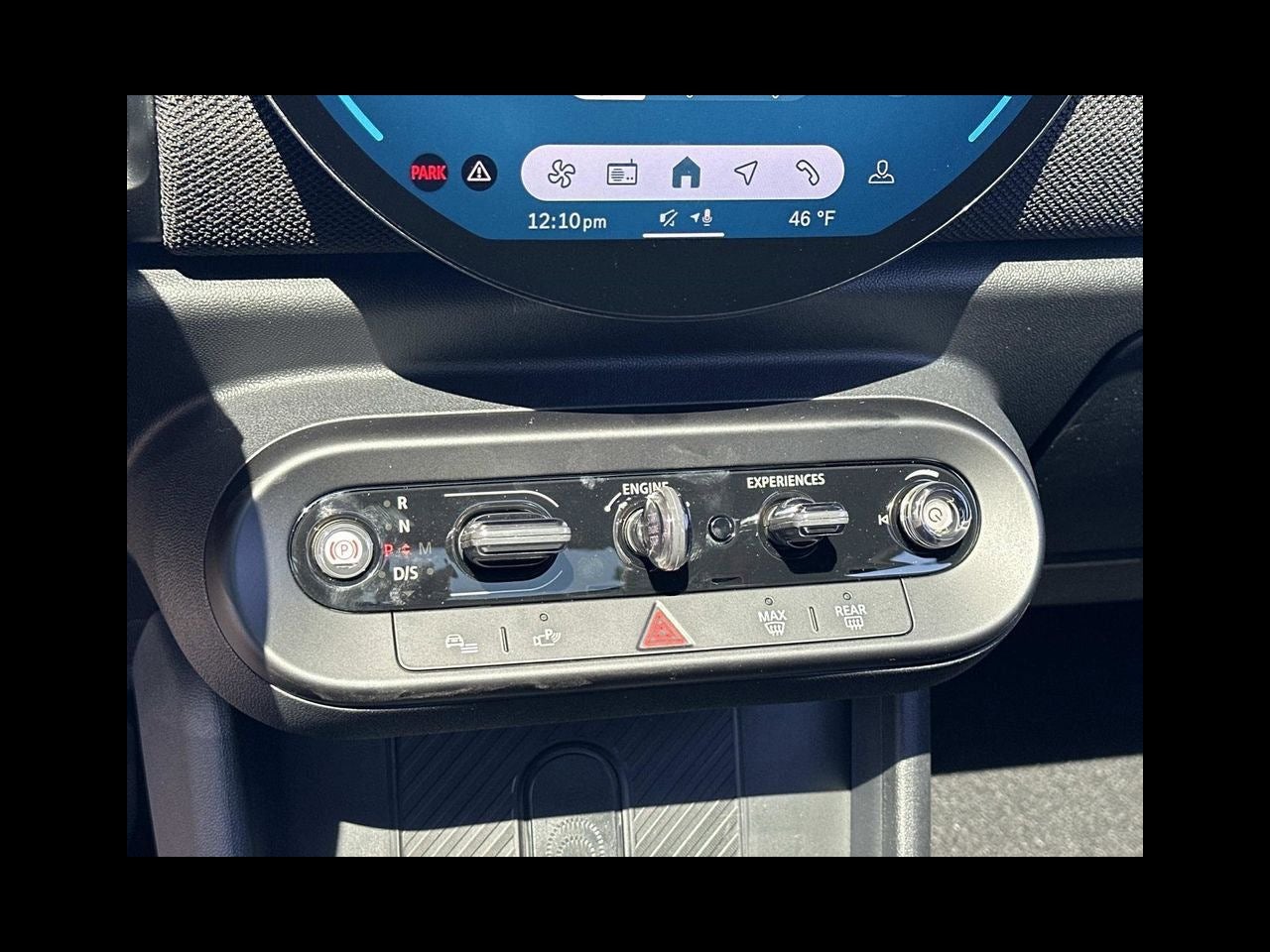 2026 MINI 4 DOOR ICONIC