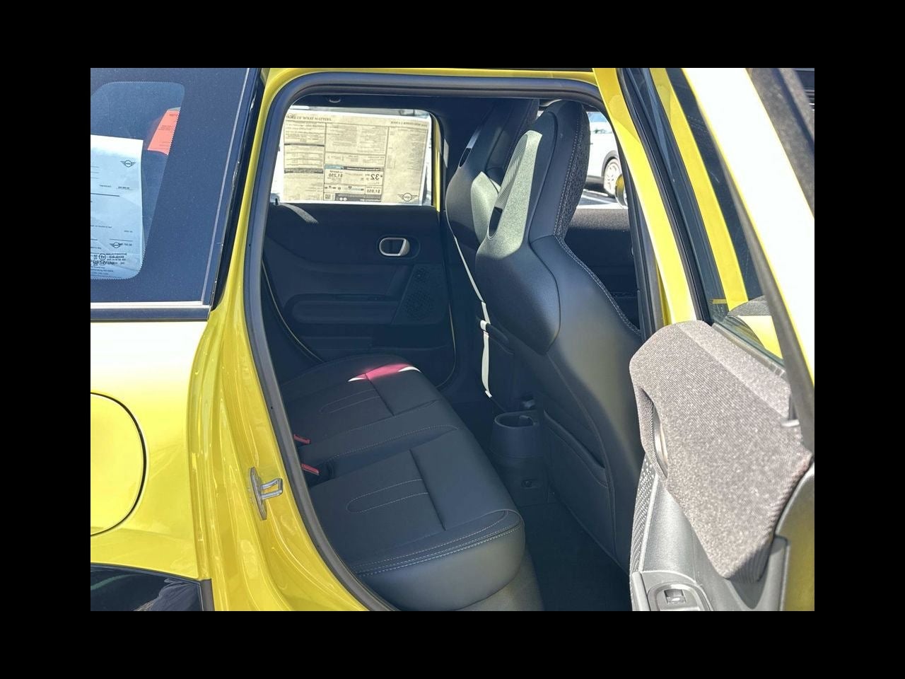 2026 MINI 4 DOOR ICONIC