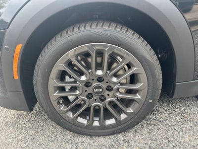 2026 MINI Cooper S Signature Plus 4 Door