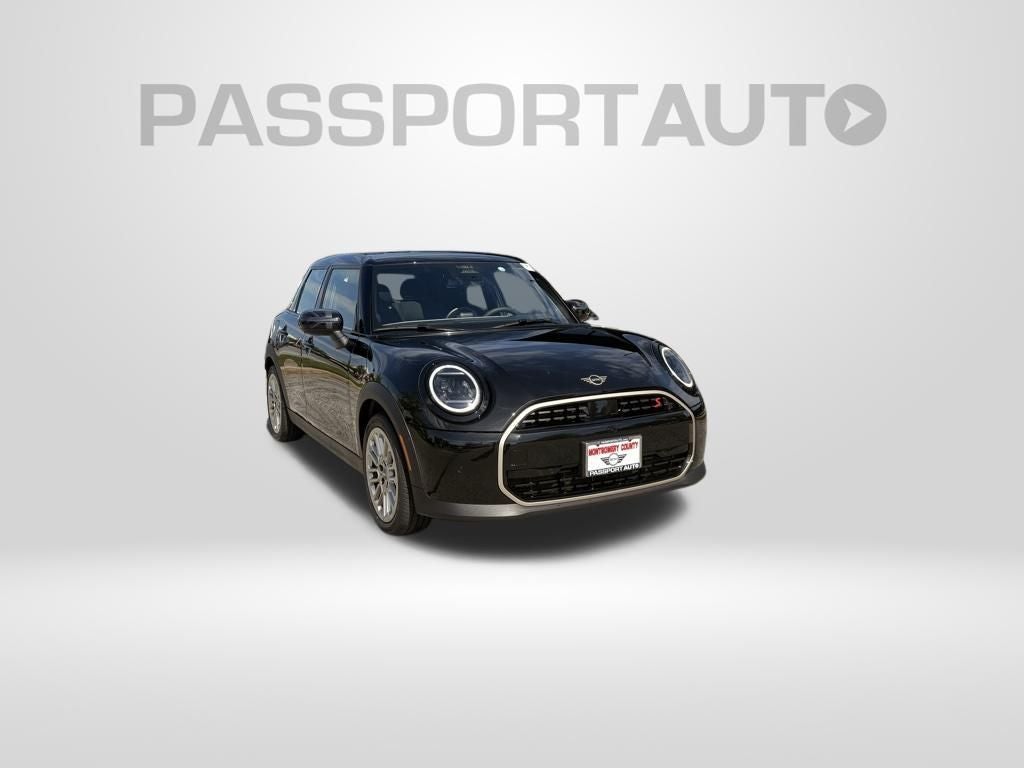 2026 MINI 4 Door Cooper S Iconic