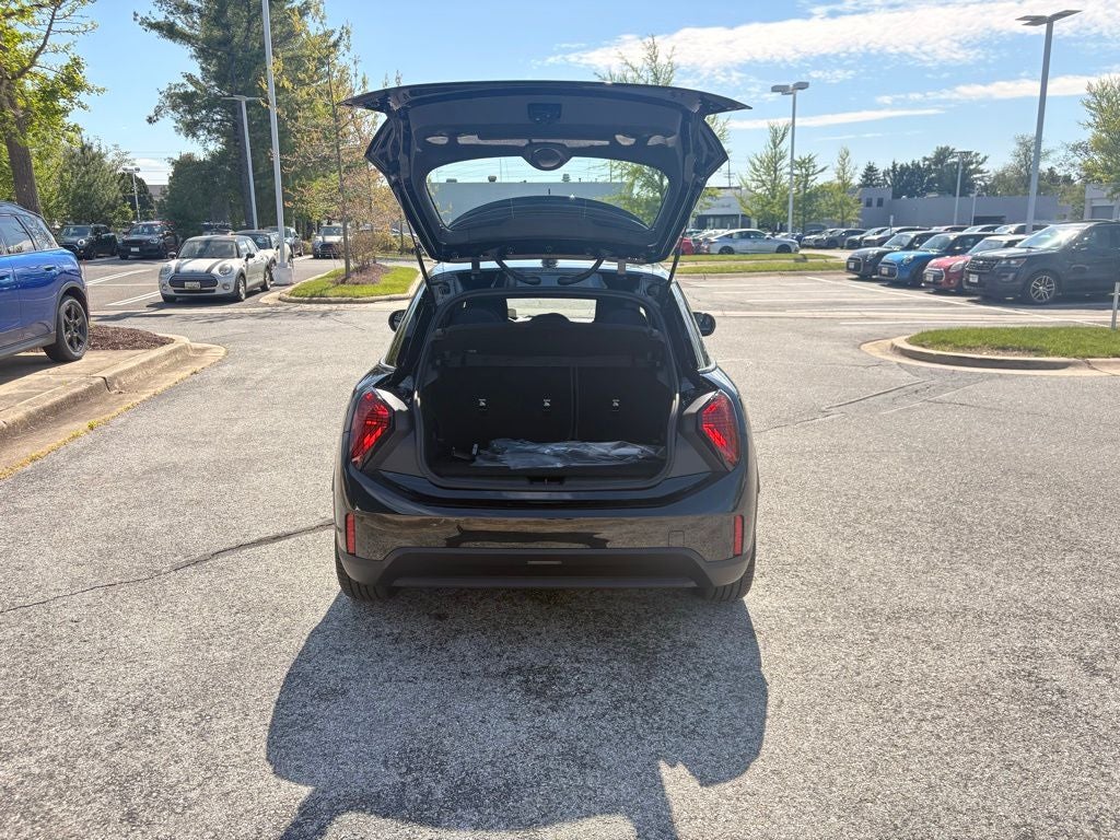 2026 MINI 4 Door Cooper S Iconic