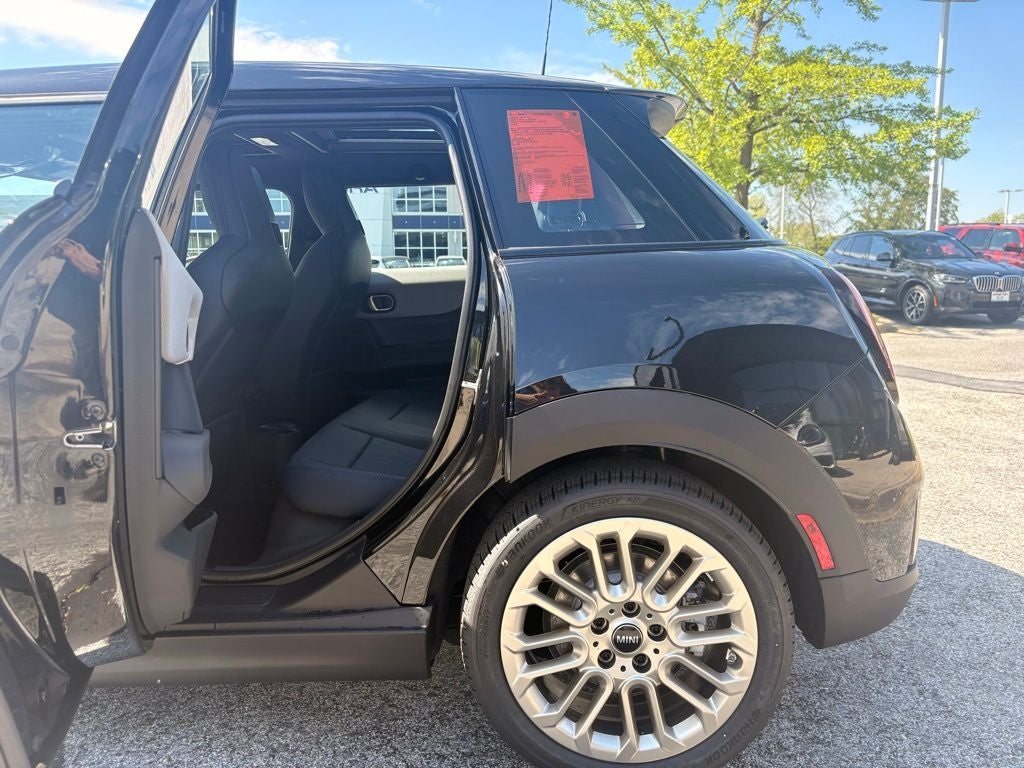 2026 MINI 4 Door Cooper S Iconic