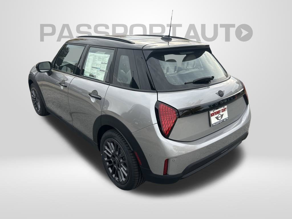 2027 MINI 4 DOOR ICONIC