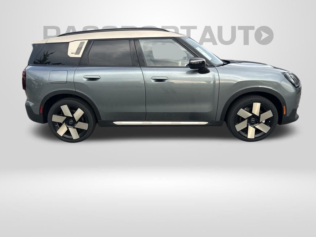 2027 MINI Cooper S Countryman Signature Plus ALL4