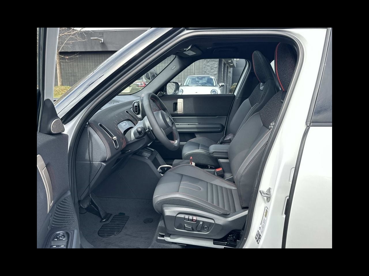 2026 MINI COUNTRYMAN ICONIC