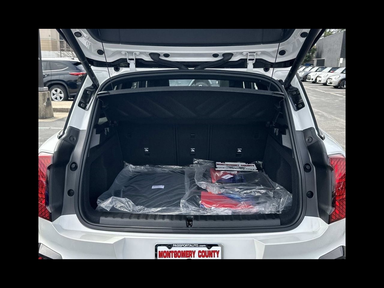 2026 MINI COUNTRYMAN ICONIC