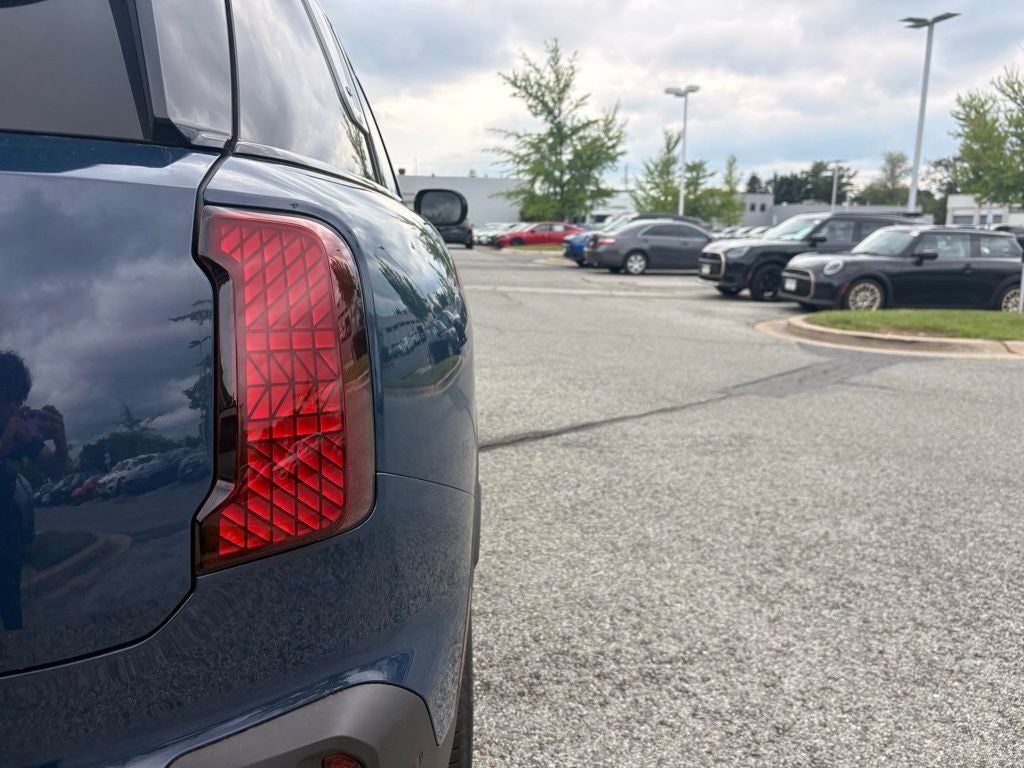 2027 MINI Cooper S Countryman ALL4 Signature Plus