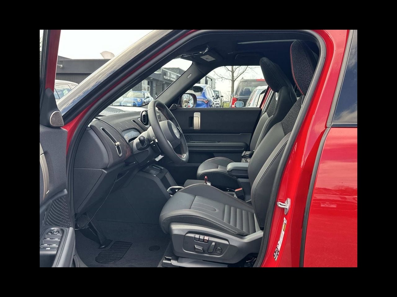 2026 MINI COUNTRYMAN ICONIC