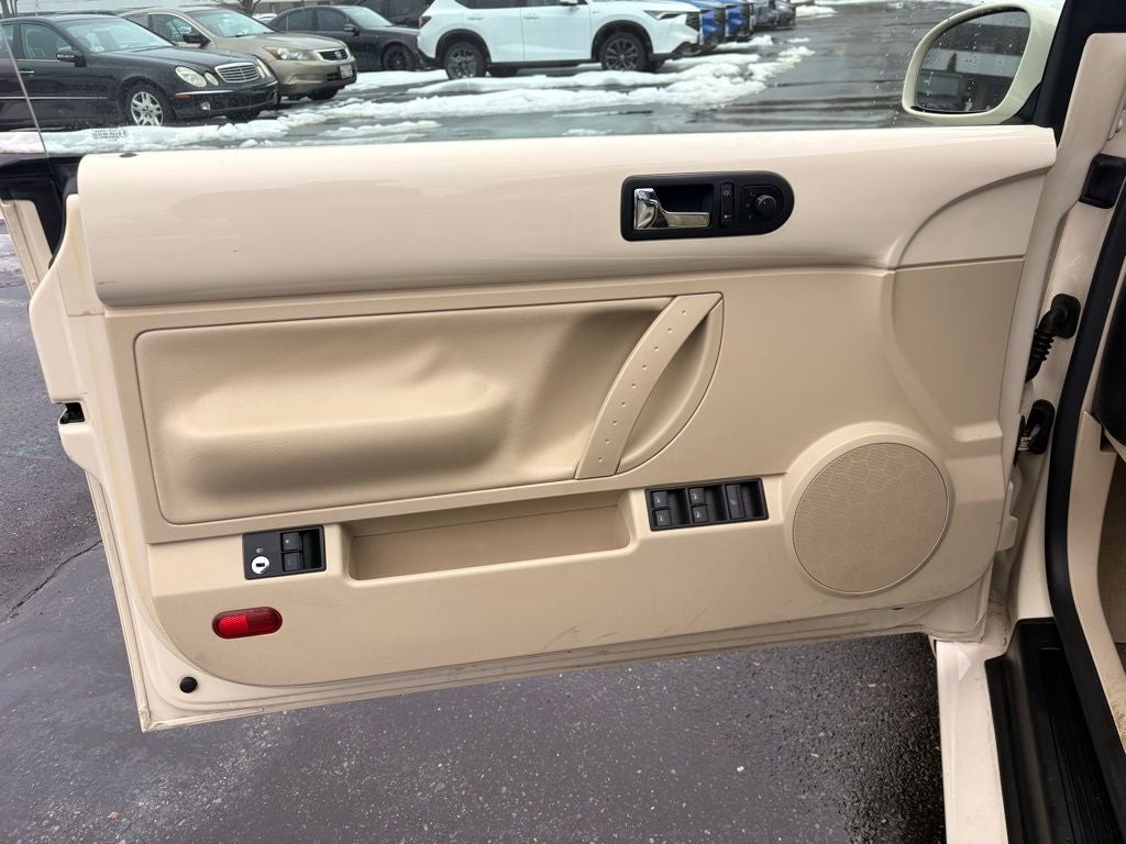 2010 Volkswagen Beetle 2.5L