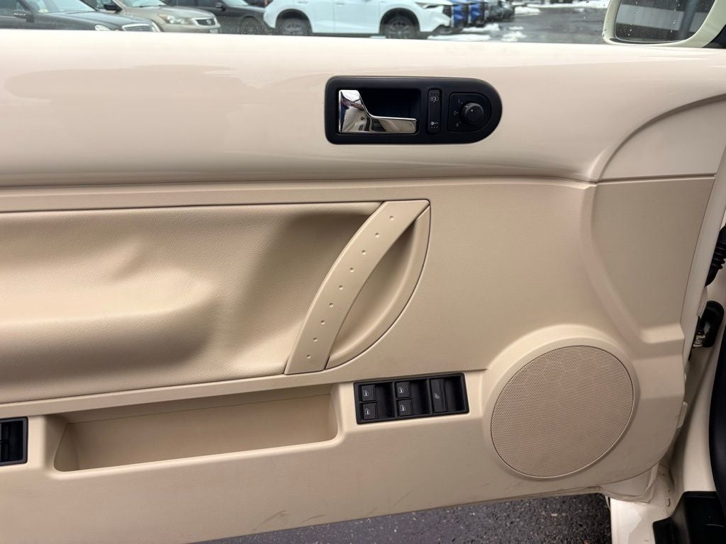 2010 Volkswagen Beetle 2.5L