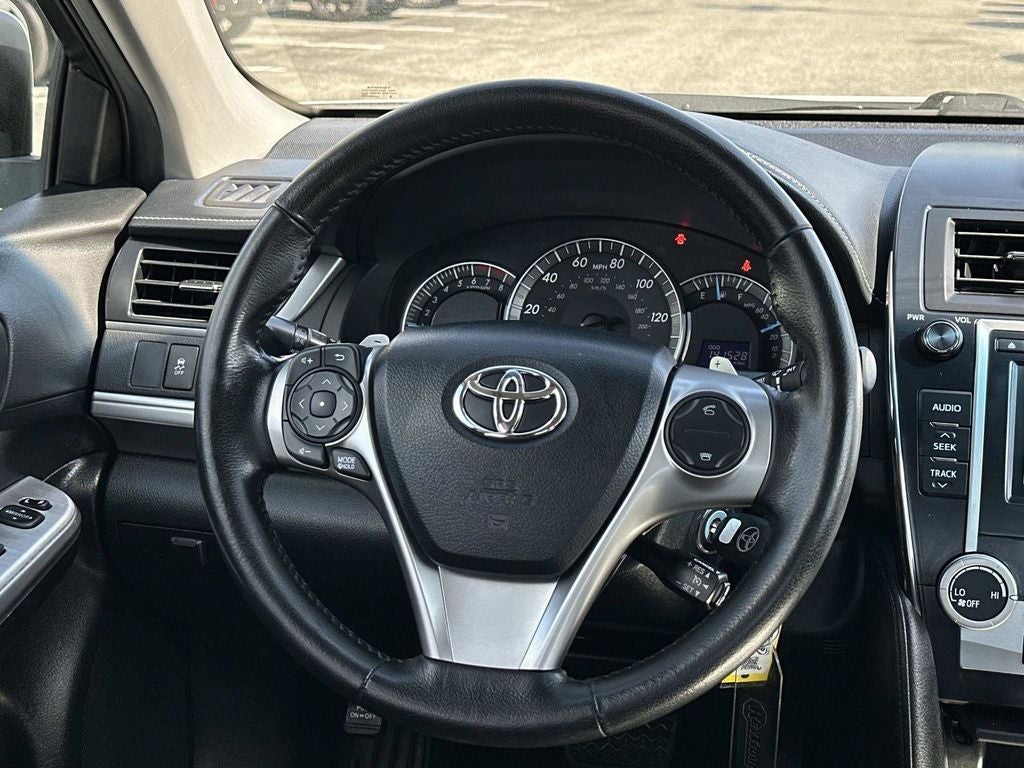 2013 Toyota Camry SE Sedan