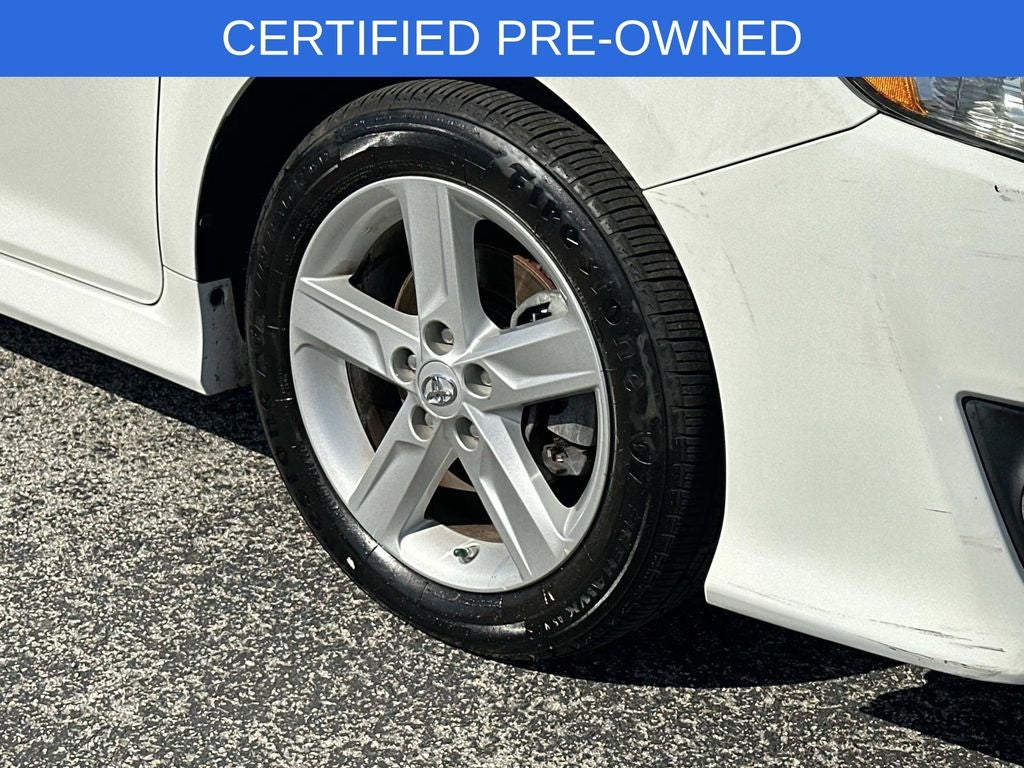 2013 Toyota Camry SE Sedan