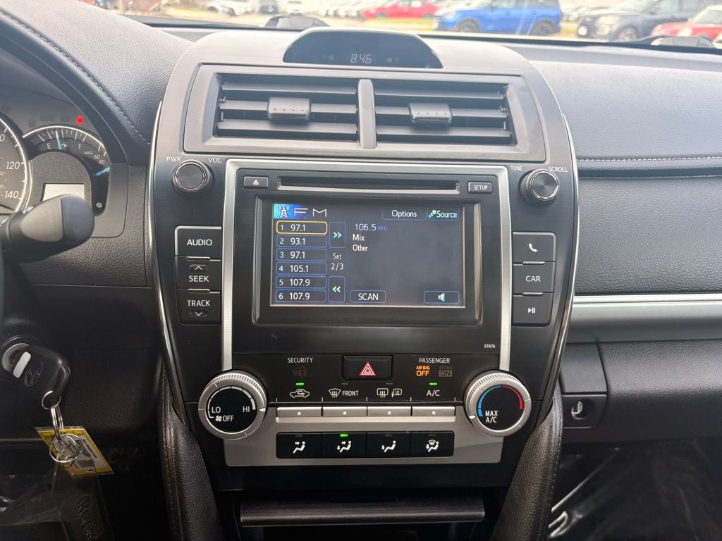 2013 Toyota Camry SE Sedan