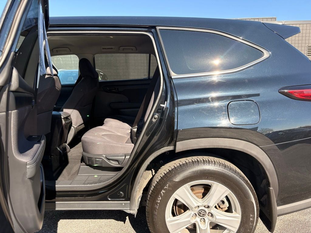 2021 Toyota Highlander LE AWD