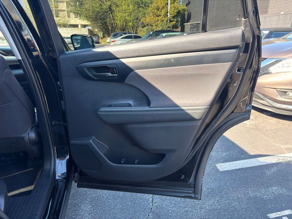 2021 Toyota Highlander LE AWD