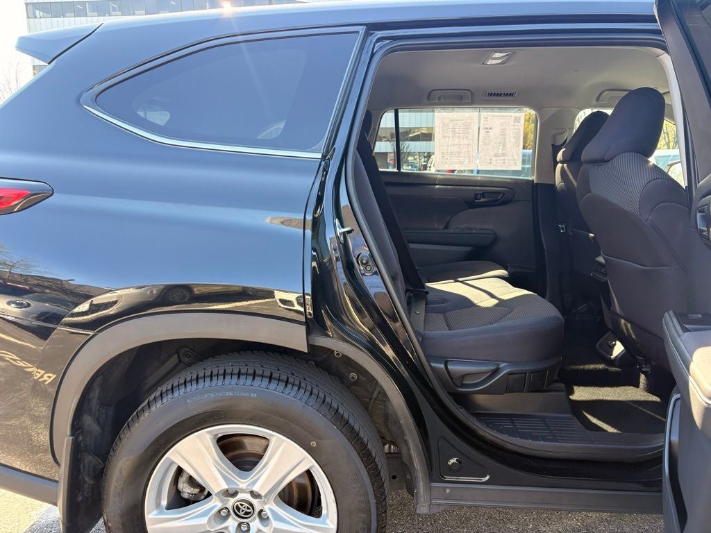 2021 Toyota Highlander LE AWD