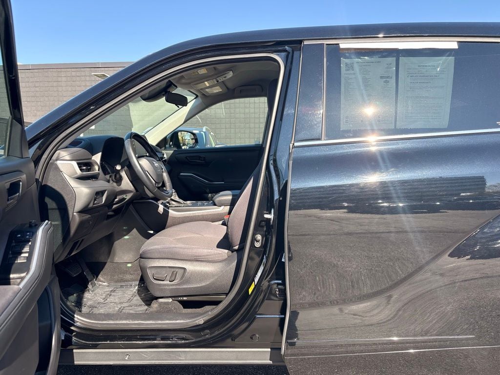 2021 Toyota Highlander LE AWD