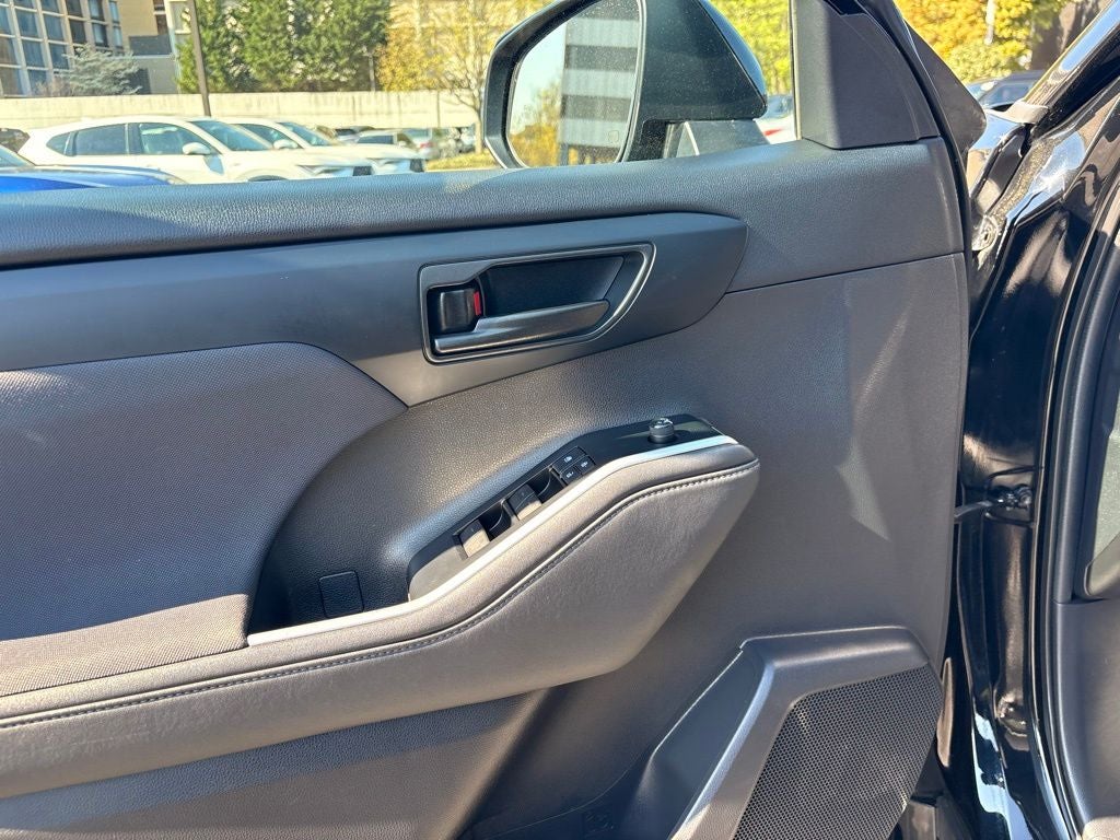 2021 Toyota Highlander LE AWD