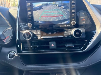 2021 Toyota Highlander LE AWD