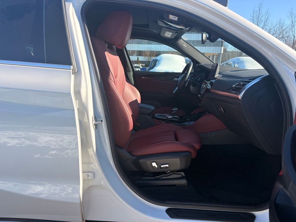 2023 BMW X4 xDrive30i AWD