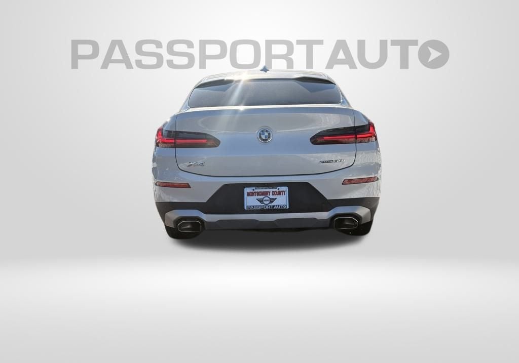 2023 BMW X4 xDrive30i AWD