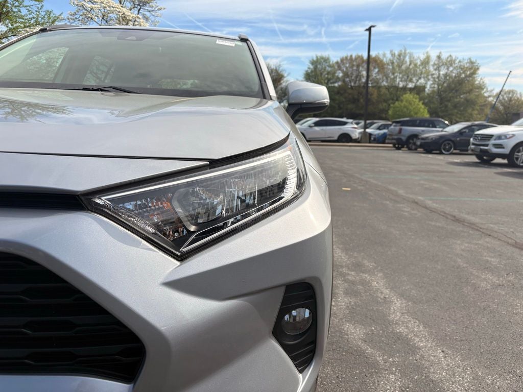 2020 Toyota RAV4 XLE